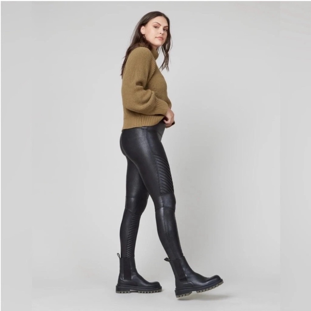 Spanx Faux Leather Moto Leggings Size XL